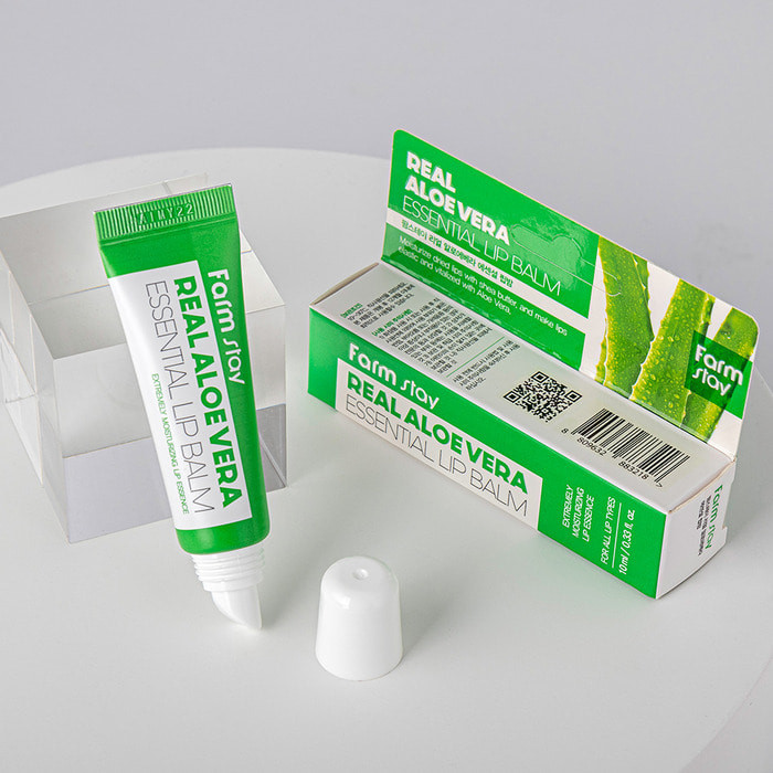 بلسم الشفاه الأساسي  بخلاصة الصبار الحقيقي من فارم ستاي  |  Farmstay Real Aloe Vera Essential Lip Balm