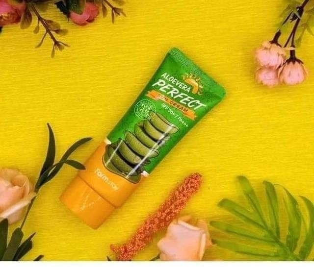 كريم واقي شمس بالصبار  لحماية  البشرة من فارم ستاي  | FARMSTAY ALOEVERA PERFECT SUN CREAM: