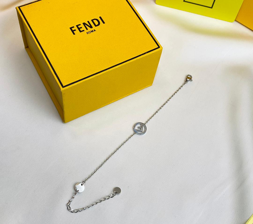 أسواره  فاندي لون فضي ناعم  ستانليس استيل