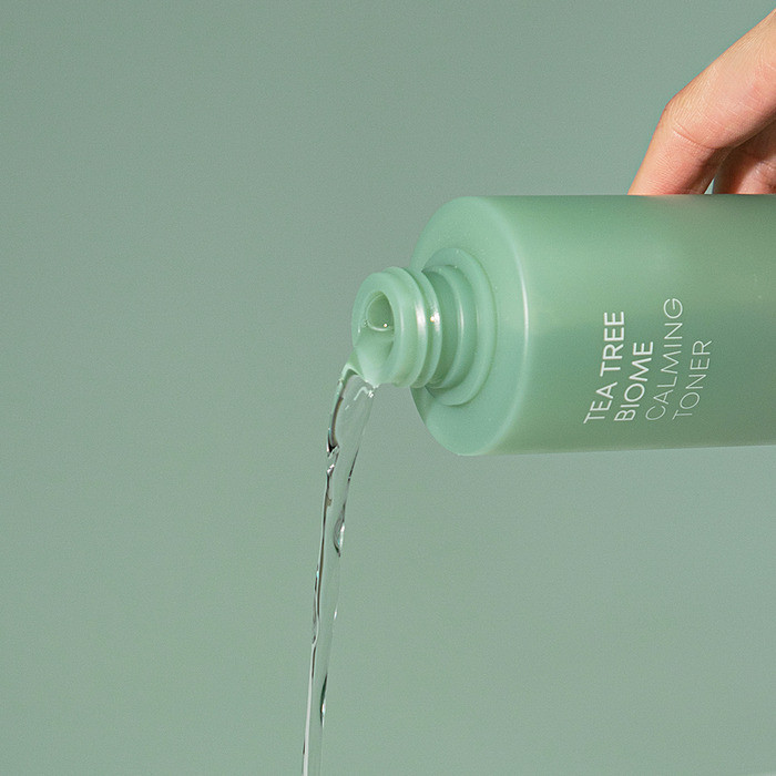 تونر ملطف بخلاصة  أوراق شجر  الشاي  من  فارم ستاي  |  Farmstay Tea Tree Biome Calming Toner